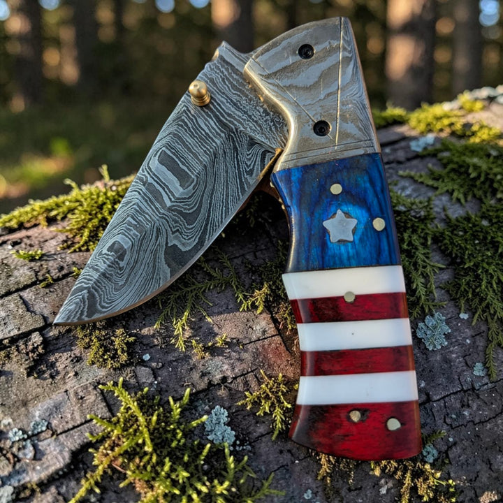 Hand Made Damascus Pocket Knife, American Flag Folding Knife, Outdoor Survival Knife With Leather Sheath - Groomsmen Gift, Anniversary Gift