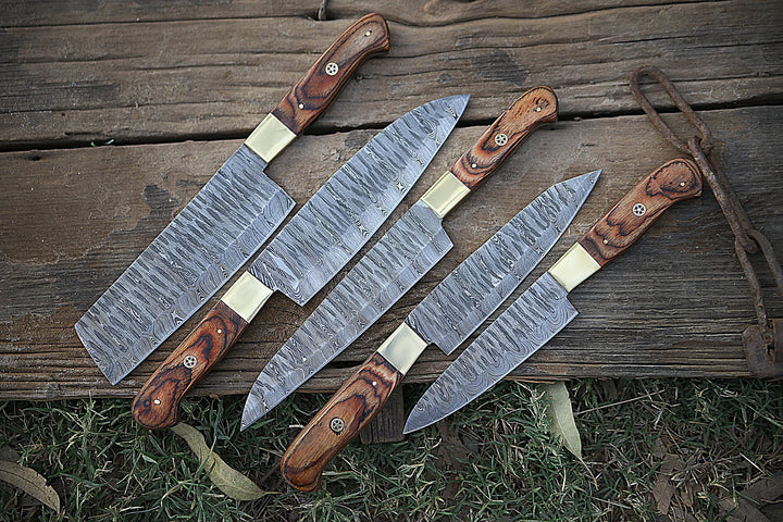 Custom Handmade Chef Knives Set / Kitchen Knives Set / 5Pcs Chef Set / Damascus Blades Chef Knives Set / BBQ Knives Set / Best handmade gift item / Mother Day Gift / Professional Chef For Gift